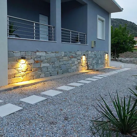 Calma Estate Villa *